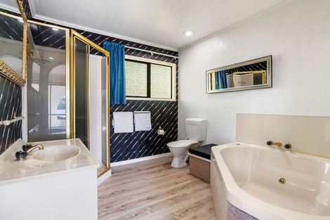 Photo of property in 1 Sheppard Avenue, Pauanui, Hikuai, 3579