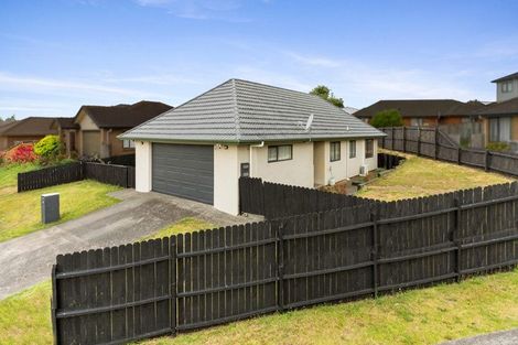 Photo of property in 96 Pitt Avenue, Clendon Park, Auckland, 2103
