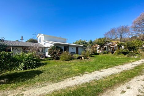 Photo of property in 678 Abel Tasman Drive, Clifton, Takaka, 7183