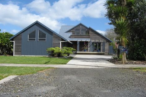 Photo of property in 11 Kowhai Road, Whenuapai, Auckland, 0618