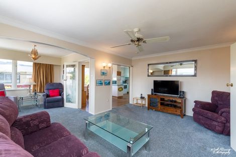 Photo of property in 33 Garden Road, Avalon, Lower Hutt, 5011