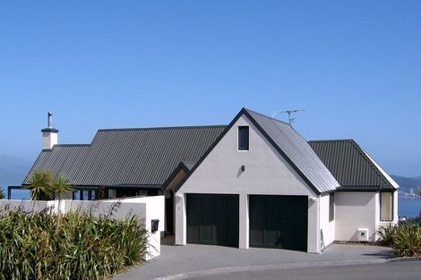 Photo of property in 7 Imran Terrace, Khandallah, Wellington, 6035