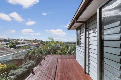 Photo of property in 7a Elizabeth Place, Mairangi Bay, Auckland, 0630
