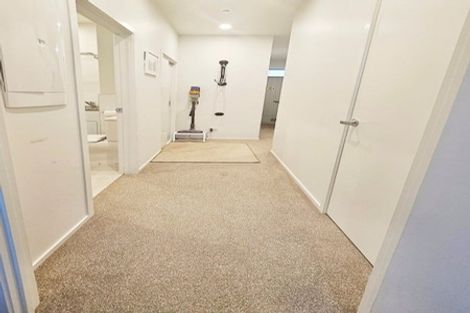 Photo of property in 4 Ceramic Lane, New Lynn, Auckland, 0600