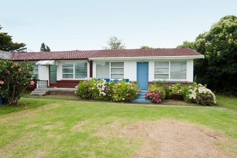 Photo of property in 4/39 Shakespeare Road, Milford, Auckland, 0620