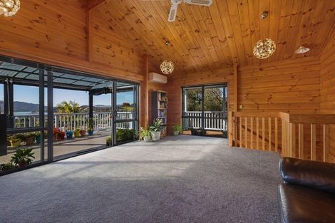 Photo of property in 33 Cable Bay Block Road, Cable Bay, 0420