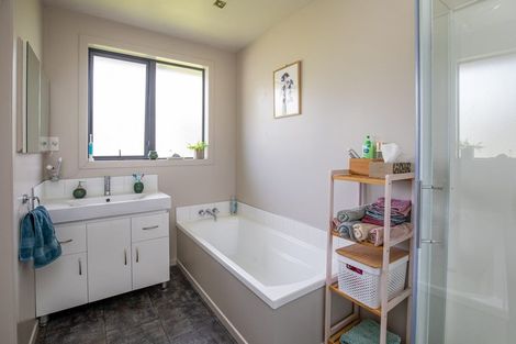 Photo of property in 27 Clutha Street, Alexandra, 9320