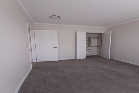 Photo of property in 21 Hakinakina Drive, Flat Bush, Auckland, 2019