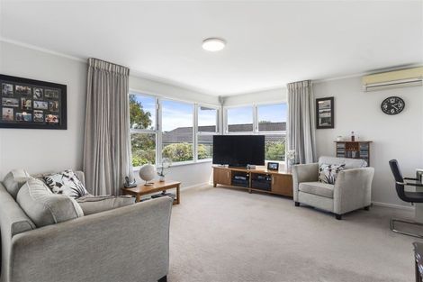 Photo of property in 2/34a Sunnynook Road, Sunnynook, Auckland, 0620