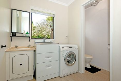 Photo of property in 24 Heatherlea Street, Outer Kaiti, Gisborne, 4010