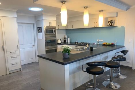 Photo of property in 28 Matthews Crescent, Cromwell, 9310