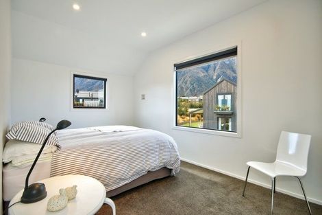 Photo of property in 1 Appin Court, Jacks Point, Queenstown, 9371