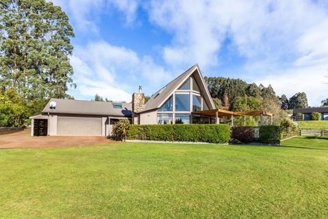 Photo of property in 44 Ramsay Drive, Acacia Bay, Taupo, 3385