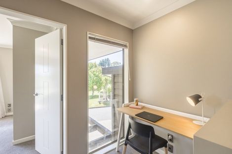 Photo of property in 8 Springhaven Lane, Paraparaumu, 5032