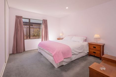 Photo of property in 32a Farquhars Road, Redwood, Christchurch, 8051