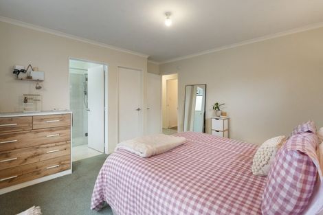 Photo of property in 17 Johnson Street, Bulls, 4818