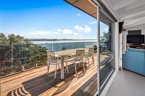 Photo of property in 79 De Luen Avenue, Tindalls Beach, Whangaparaoa, 0930