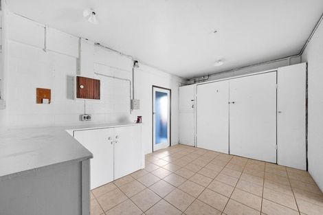 Photo of property in 26 Ewbank Place, Manurewa, Auckland, 2102