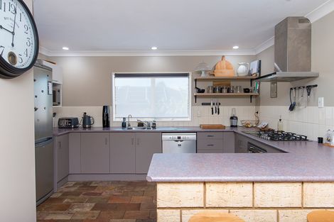 Photo of property in 31e Kaiwaka Road, Waiuku, 2123