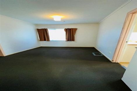 Photo of property in 29 Vodanovich Road, Te Atatu South, Auckland, 0610