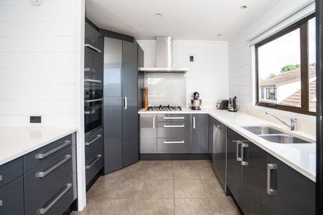 Photo of property in 82 Beacon Hill Road, Strathmore Park, Wellington, 6022