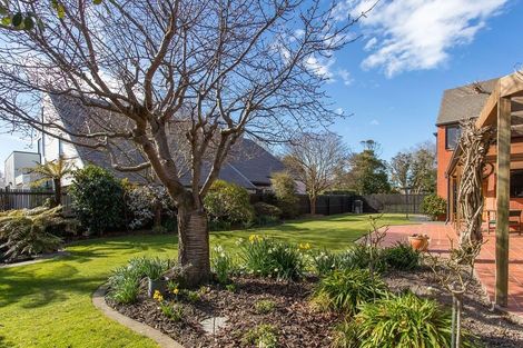 Photo of property in 17 Hanover Place, Ilam, Christchurch, 8041