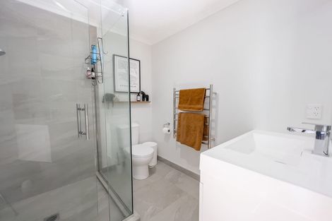 Photo of property in 8 Springside Court, Huntington, Hamilton, 3210