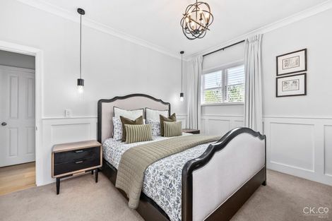 Photo of property in 31 Birdwood Road, Waterloo, Lower Hutt, 5011