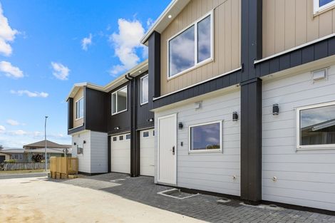 Photo of property in 2a Feasegate Street, Manurewa, Auckland, 2102
