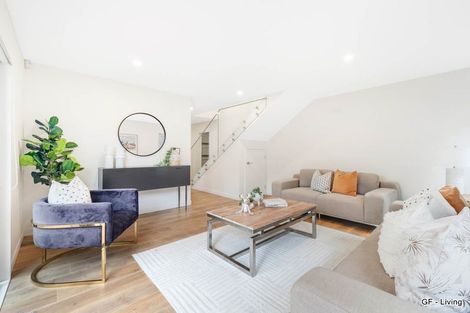 Photo of property in 844c East Coast Road, Oteha, Auckland, 0630