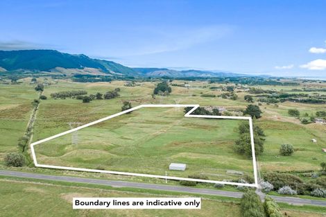 Photo of property in 229 Te Horo Beach Road, Te Horo, Otaki, 5581