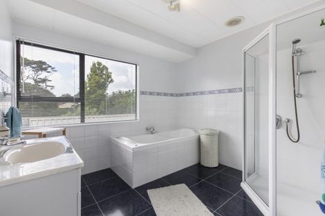 Photo of property in 23 Shadon Place, Stanmore Bay, Whangaparaoa, 0932