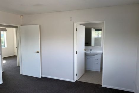 Photo of property in 292a Wainoni Road, Avondale, Christchurch, 8061