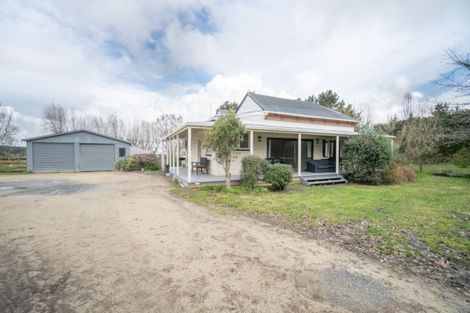 Photo of property in 102 Stewart Road, Awahuri, Palmerston North, 4479