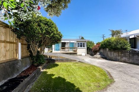 Photo of property in 10 Kingwell Street, Moturoa, New Plymouth, 4310