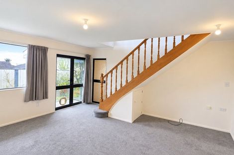 Photo of property in 3 Te Maku Grove, Waikanae, 5036