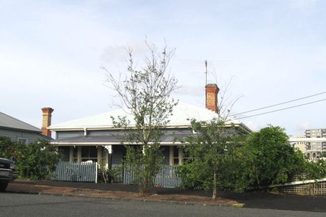 Photo of property in 106 Bassett Road, Remuera, Auckland, 1050