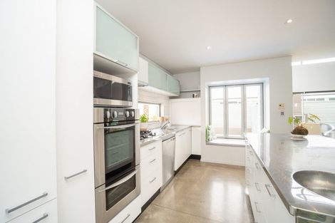 Photo of property in 4 Mere Mere Avenue, Palmerston North, 4414