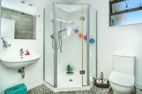 Photo of property in 16 Coates Street, Westport, 7825