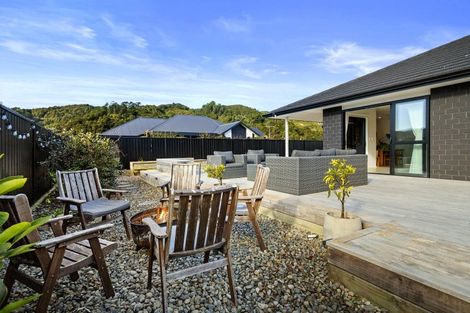 Photo of property in 89 Mawai Hakona Drive, Wallaceville, Upper Hutt, 5018