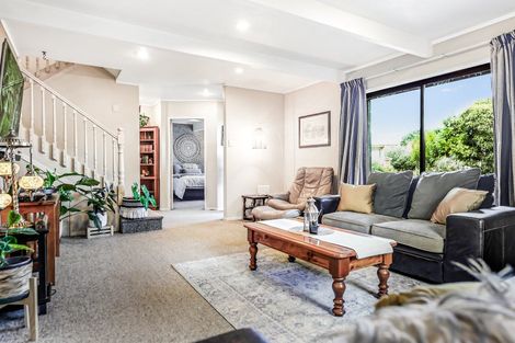 Photo of property in 10 Colquhoun Place, Dinsdale, Hamilton, 3204