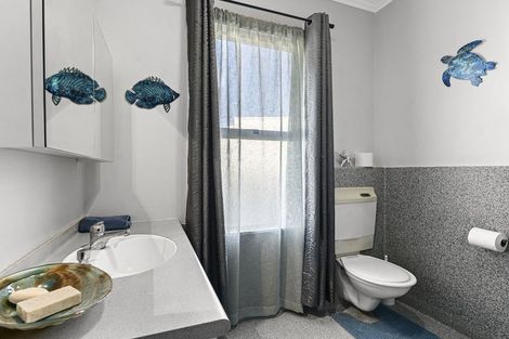 Photo of property in 219 Devon Street West, New Plymouth, 4310