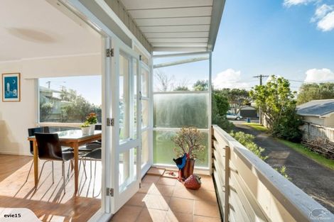 Photo of property in 1/77 Old Lake Road, Narrow Neck, Auckland, 0624