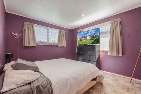 Photo of property in 5 Chatsworth Place, Highbury, Palmerston North, 4412