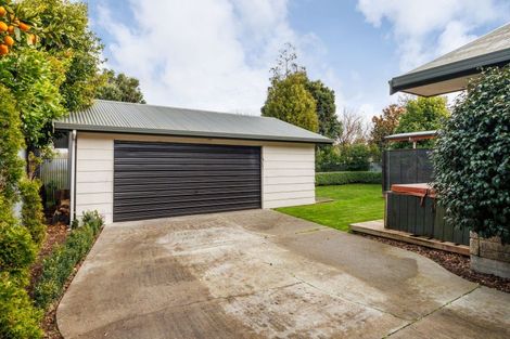 Photo of property in 24a Brightwater Terrace, Terrace End, Palmerston North, 4410