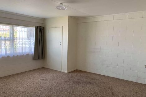 Photo of property in 3/83 Sylvan Avenue, Northcote, Auckland, 0627