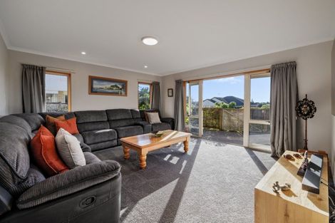 Photo of property in 1 Donnington Place, Bethlehem, Tauranga, 3110