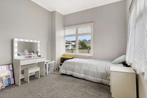 Photo of property in 905 Queen Street East, Parkvale, Hastings, 4122