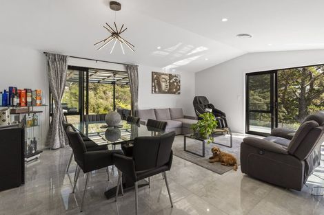 Photo of property in 52 Scott Road, Stanmore Bay, Whangaparaoa, 0932
