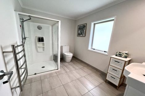 Photo of property in 22b Sunnyvale Road, Swanson, Auckland, 0614